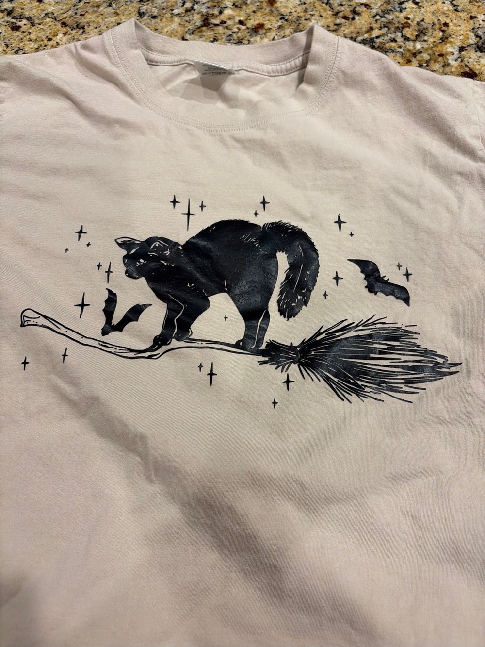 Witchy Black Cat on Broomstick Halloween Graphic Beige size M